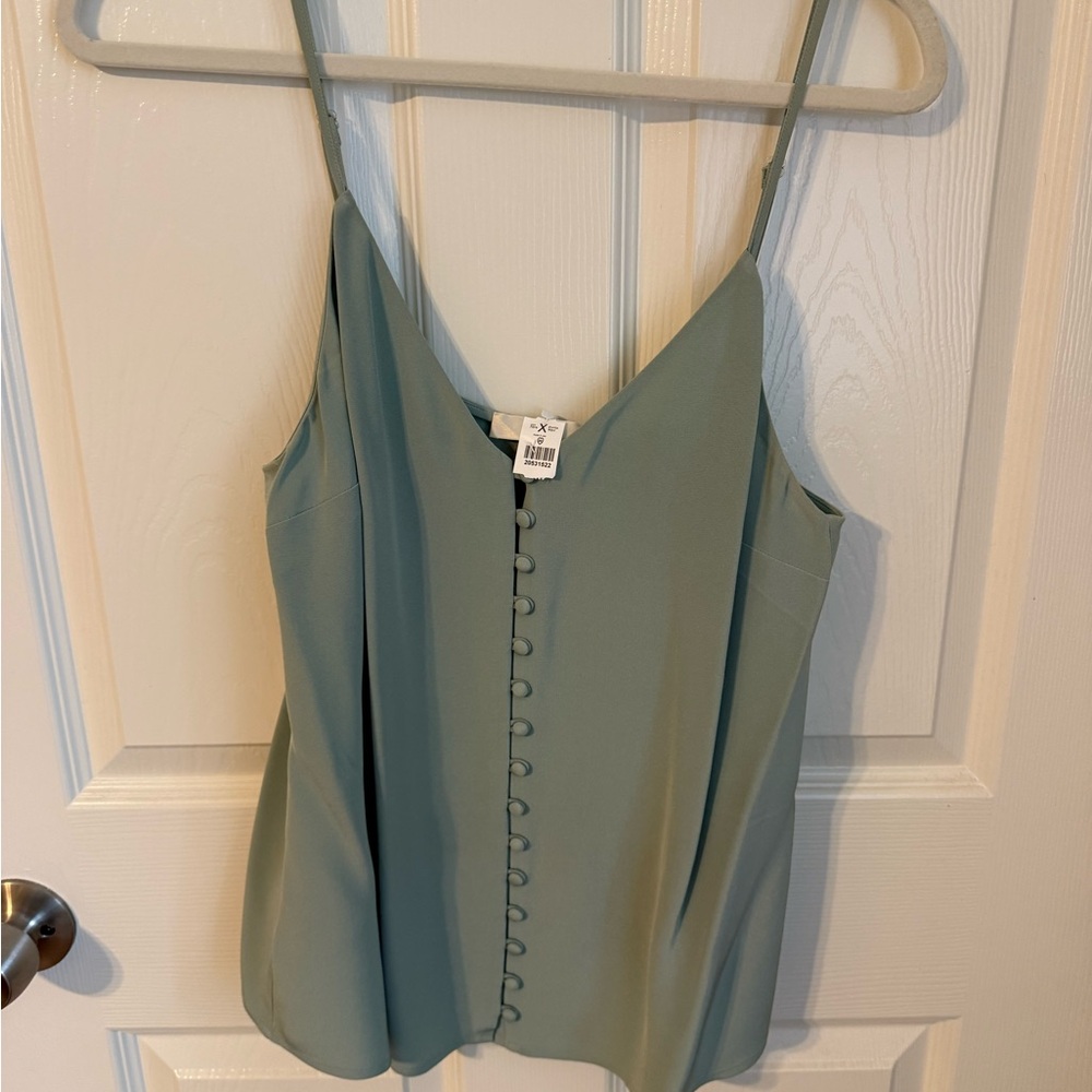 Chic Green Button-Front Camisole